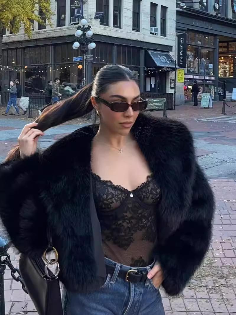 Fuax fur coat